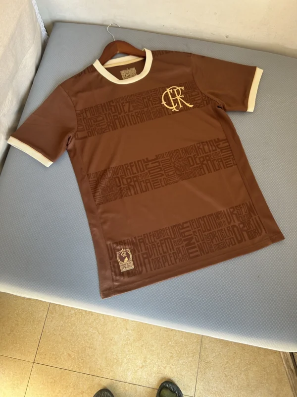 Flamengo 2024-25 vs 2023 Kit: Which Weekend League Football Kit Wins?