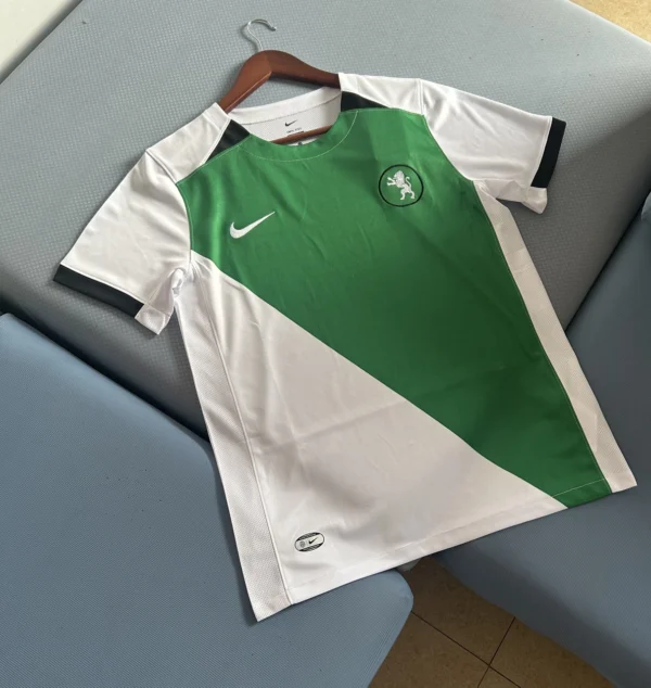 Sporting Lisbon 2024-25 Fan Version Football Shirt – Green & White Classic