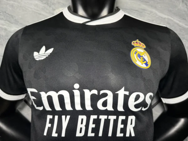 Real Madrid Third Black 2025/26 – The Shadow Elite Fan Jersey