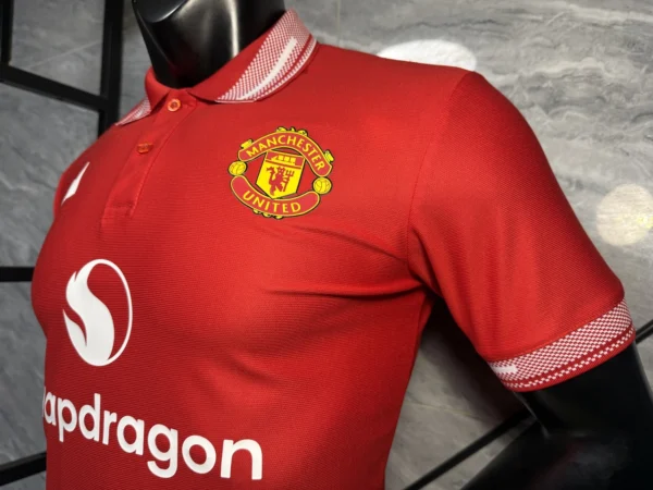 2026-27 Manchester United Red: High Quality Replica Football Kit Review