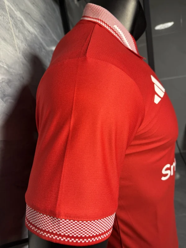 2026-27 Manchester United Red: High Quality Replica Football Kit Review