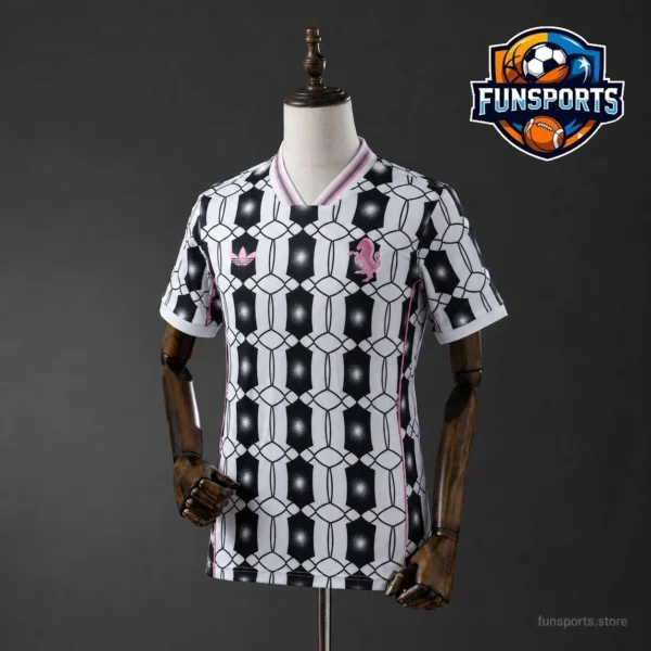 2026-27 Juventus White Retro 180gsm Football Jersey – Premium Fan Kit